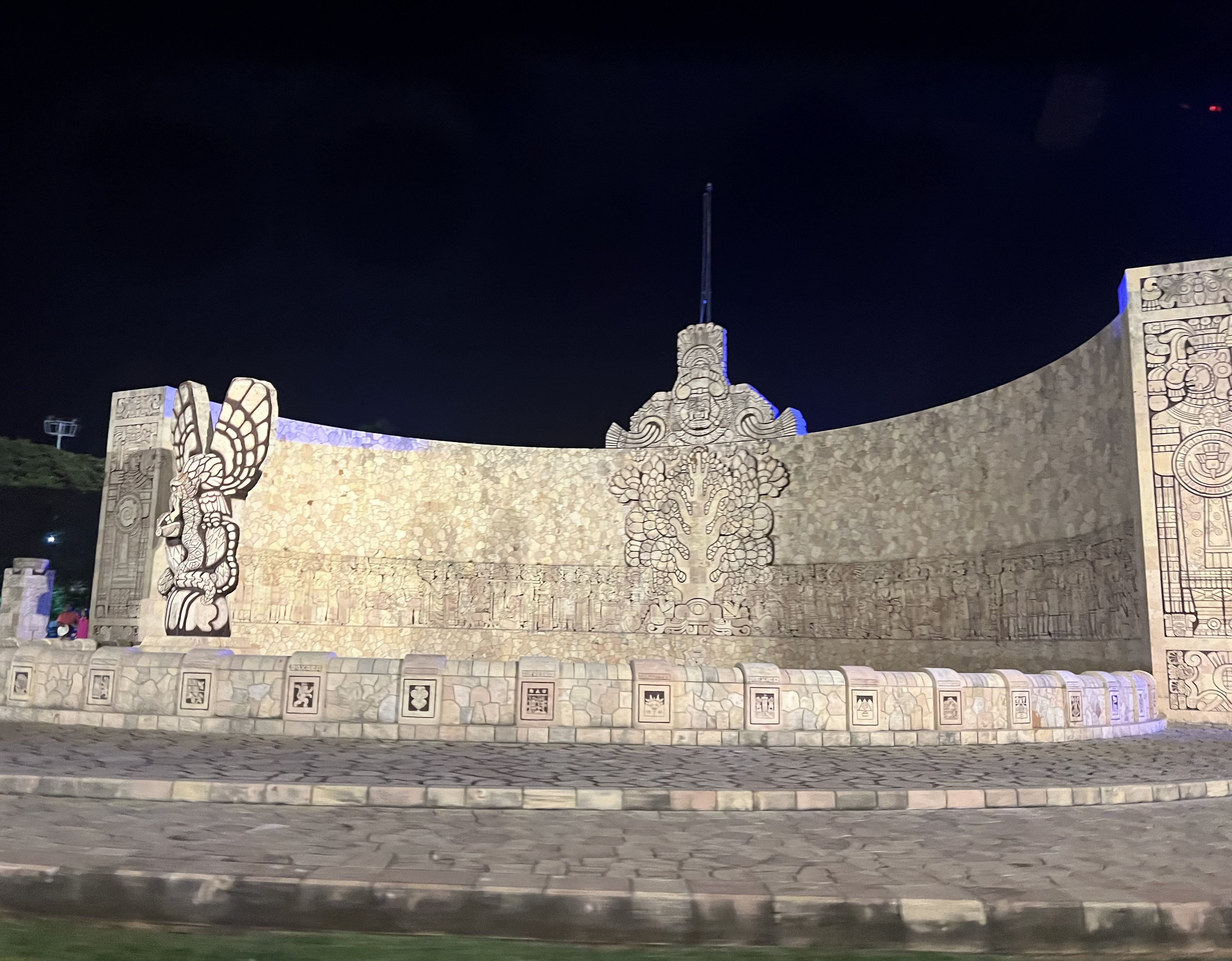 Monumento a La Patria